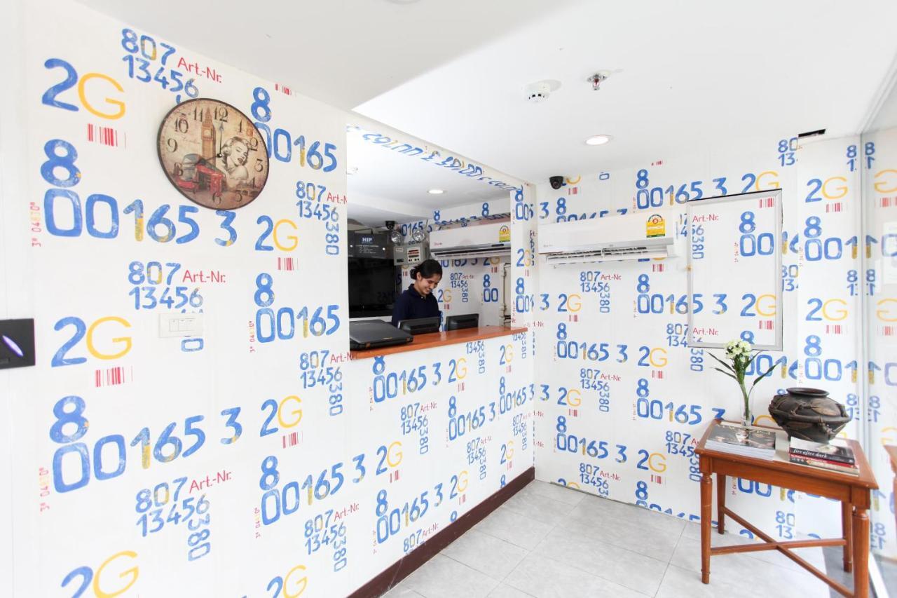 Hostel 8 Sukhumvit Soi 8 Bangkok Exterior photo